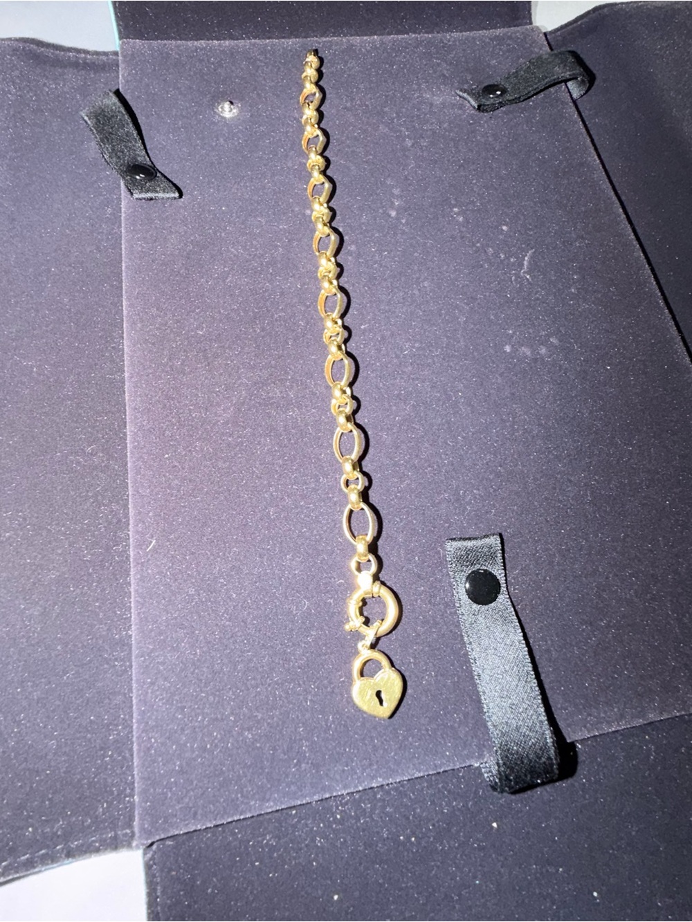 Gold Heart Lock Link Bracelet - Women's Jewelry